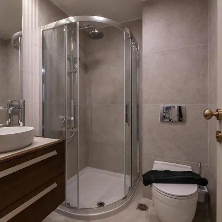 Elaura Luxury Phaos